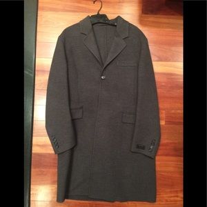 Men’s Gray Prada lightweight wool over coat. Sz 50